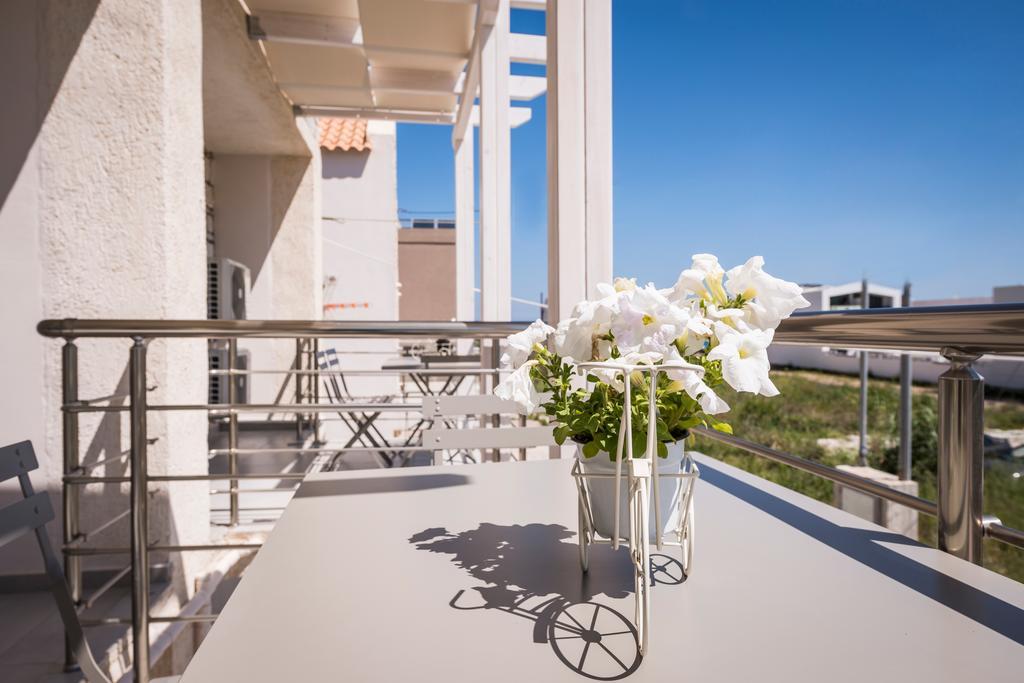 Athina Apartments Near The Sea Platania Platanés Eksteriør billede